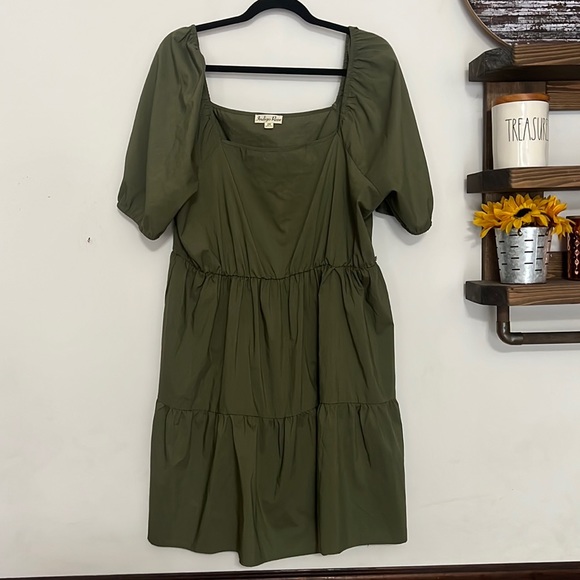 indigo rose Dresses & Skirts - Indigo Rose 2x Olive Dress